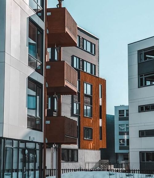 The Impact of Market Trends on Real Estate Investments: What You Need to Know  